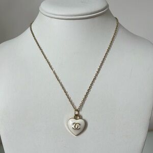 CHANEL Gold and Cream Heart Necklace